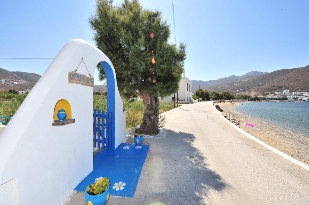 Pension Titika Katapola Bagian luar foto
