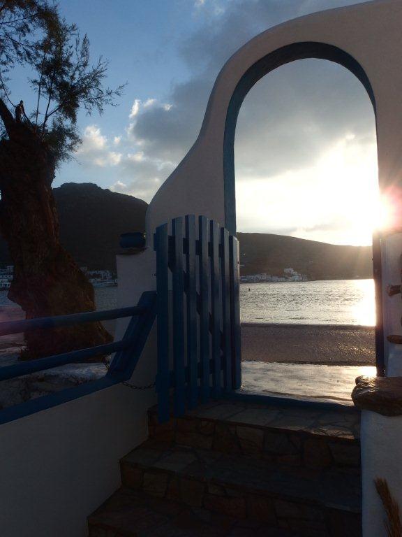 Pension Titika Katapola Bagian luar foto