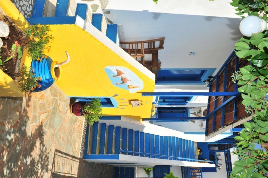Pension Titika Katapola Bagian luar foto